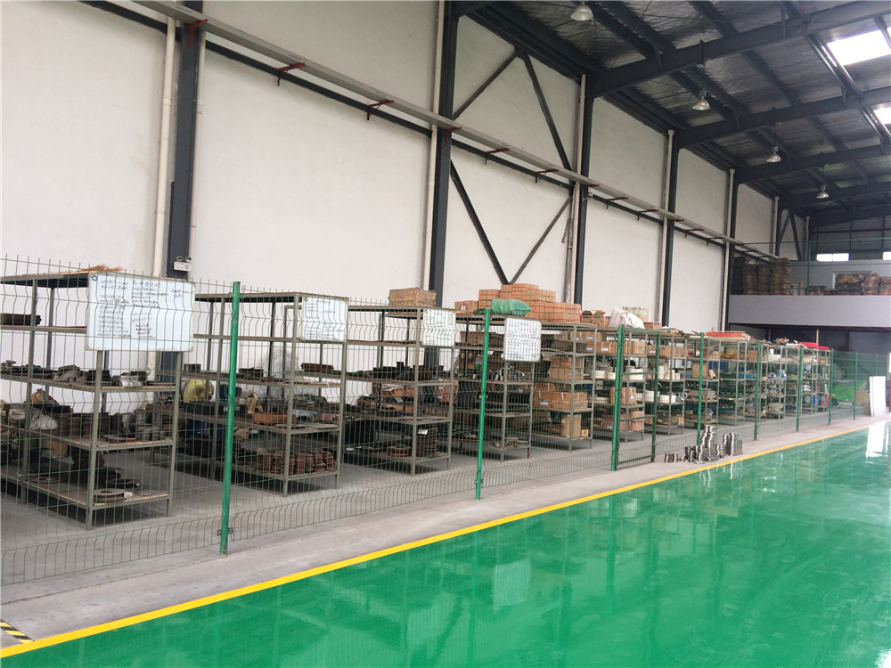Hardware warehouse