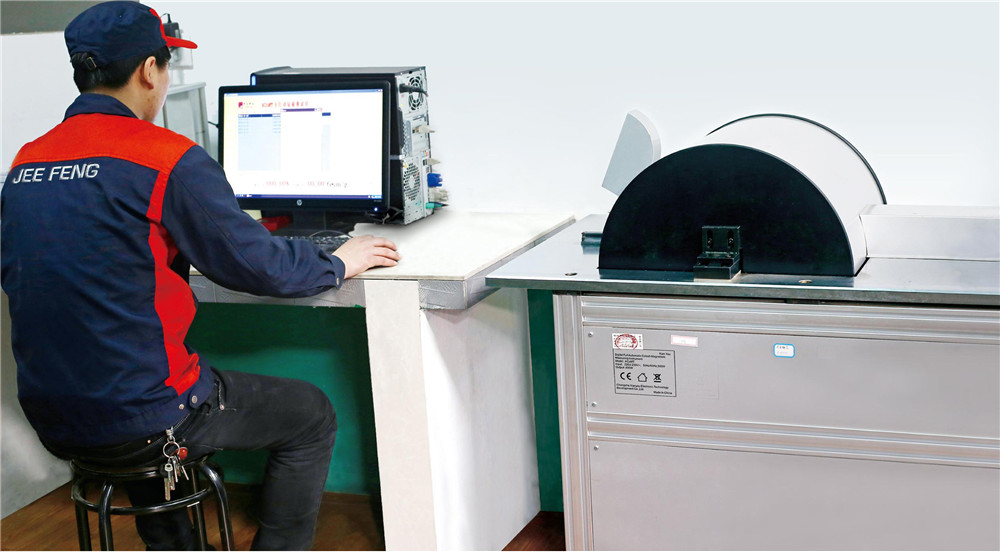 Automatic cobalt magnetic measuring instrument